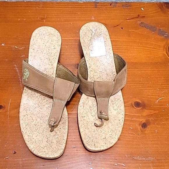 TIMBERLAND LEATHER WOMEN'S THONG WEDGE SANDAL TAN SIZE 8 HEEL 2 5 - Picture 1 of 8